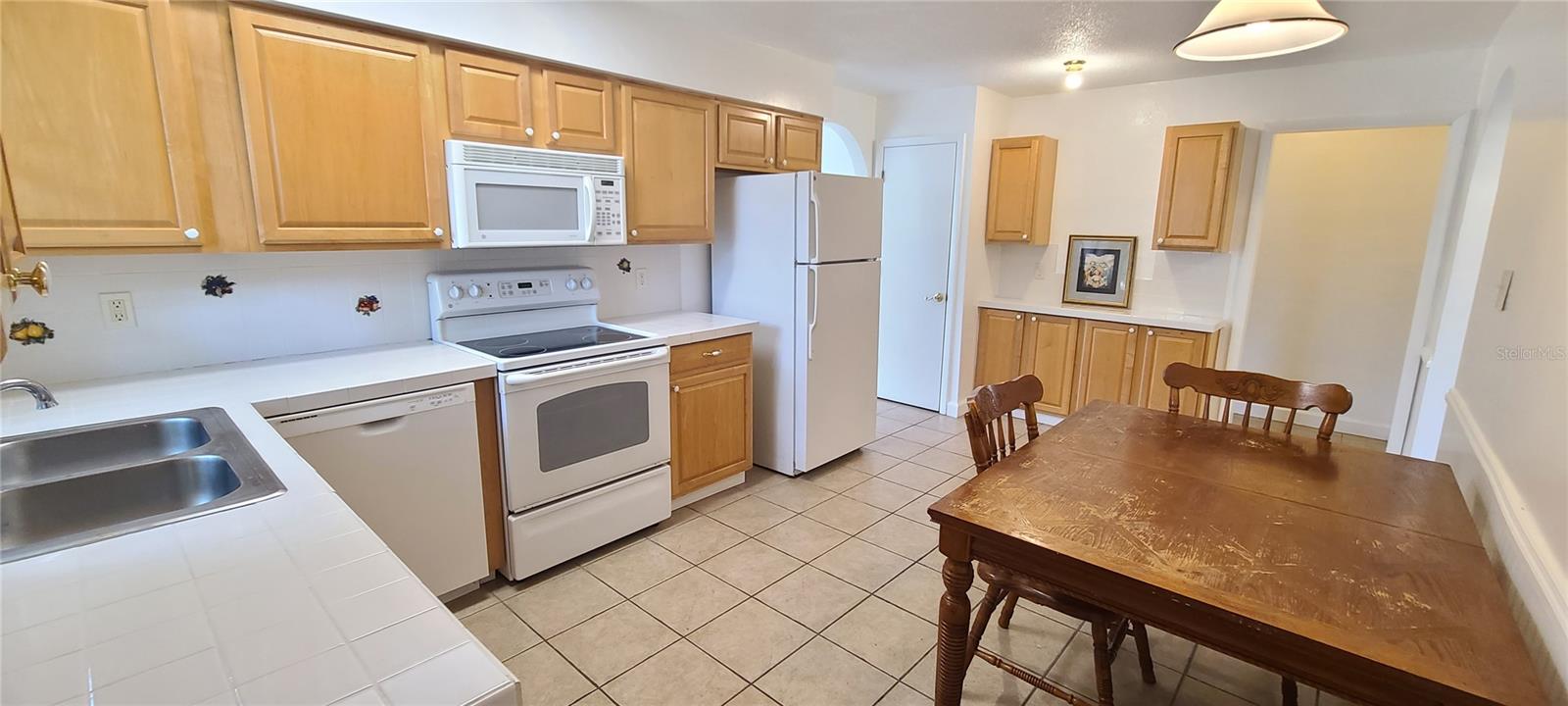 Image 6 of 39 For 5508 Lancewood Circle