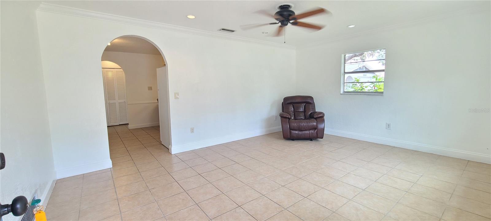 Image 7 of 39 For 5508 Lancewood Circle