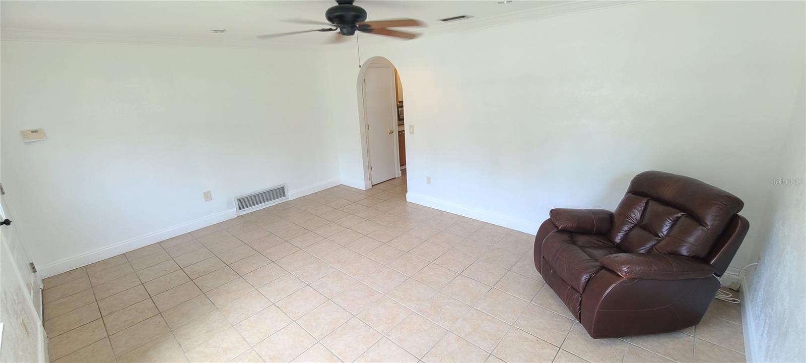 Image 8 of 39 For 5508 Lancewood Circle
