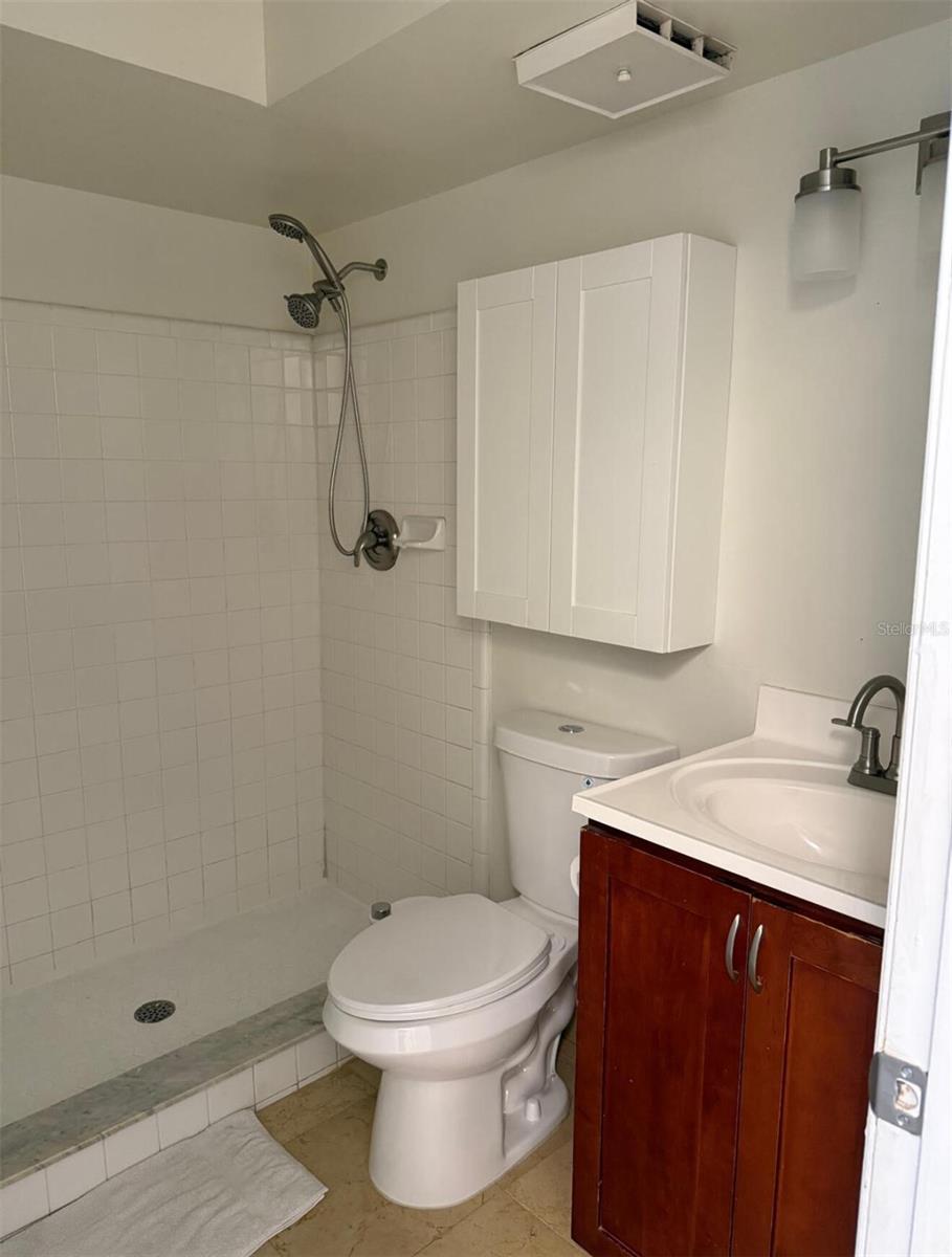 Image 11 of 20 For 4701 Capri Place 185