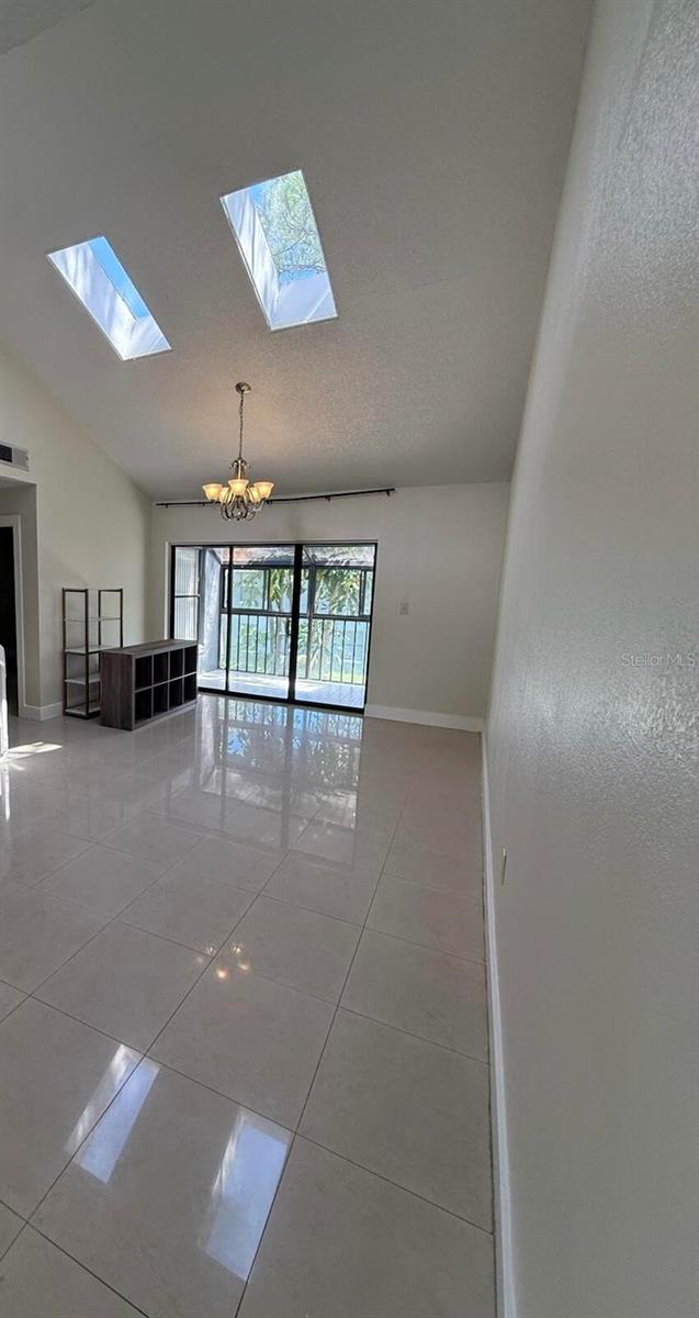 Image 4 of 20 For 4701 Capri Place 185