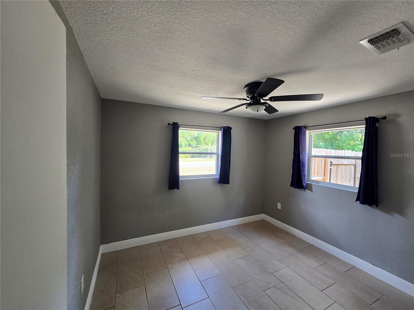 Image 11 of 25 For 610 Lancaster Avenue