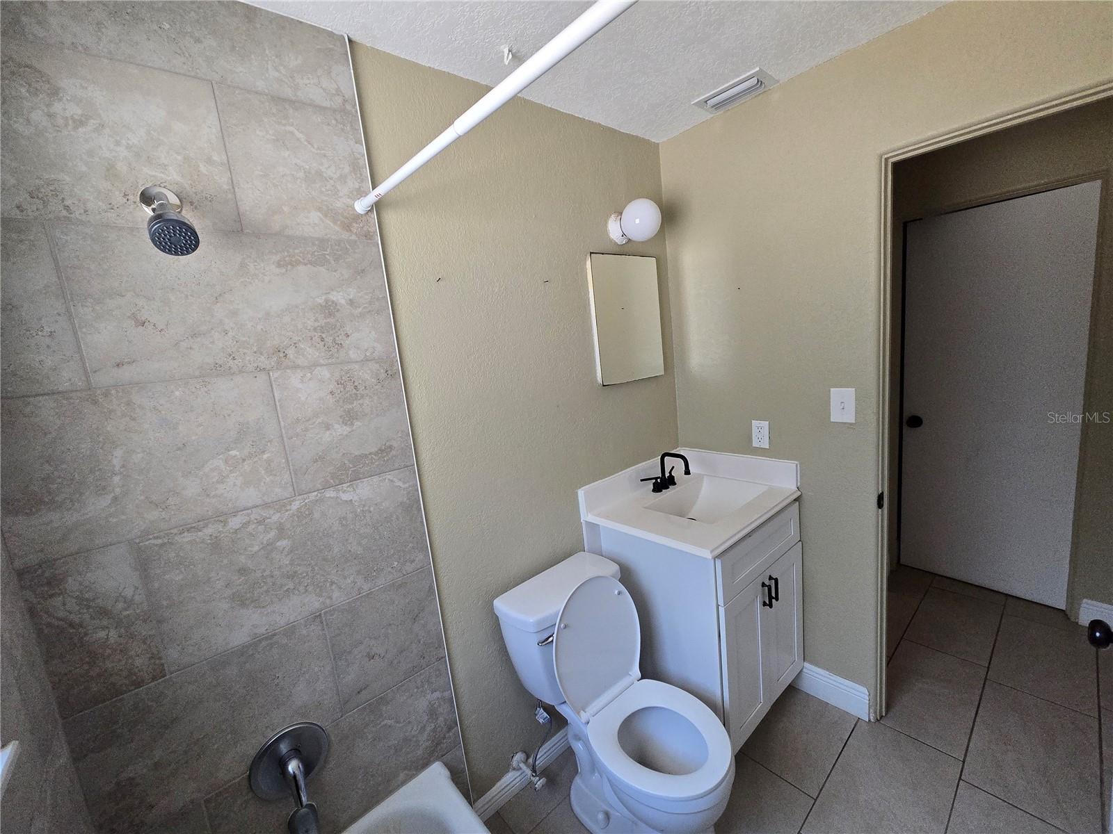 Image 15 of 25 For 610 Lancaster Avenue