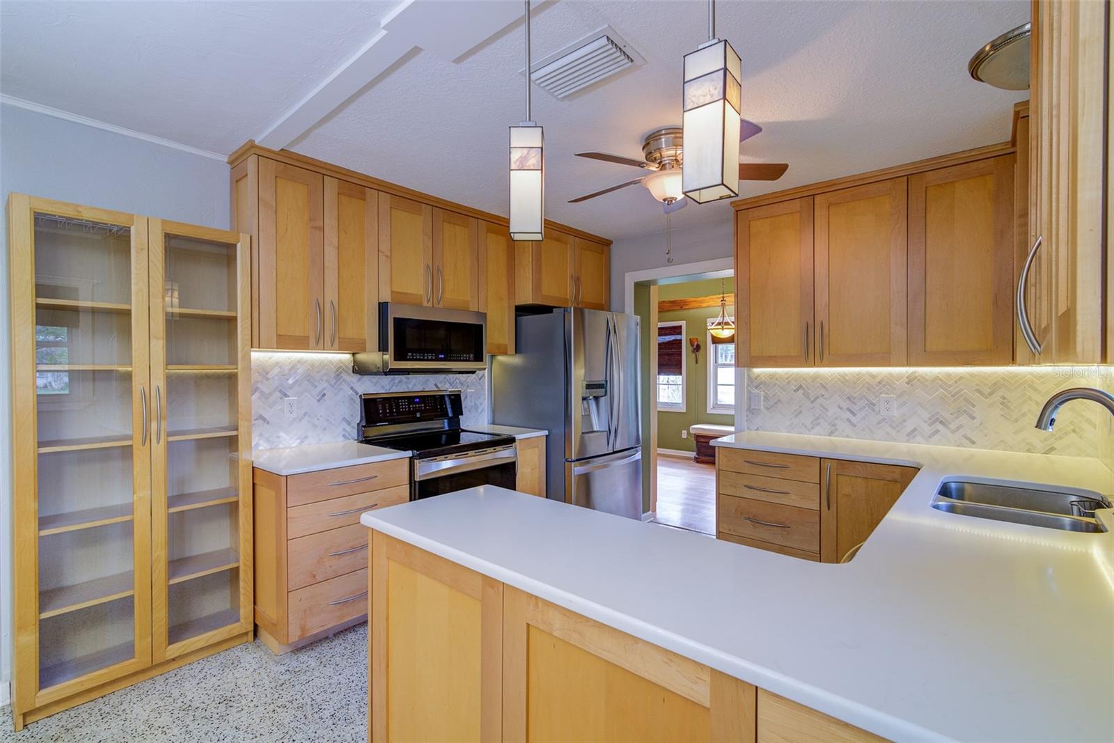 Image 10 of 37 For 5313 Stratemeyer Drive