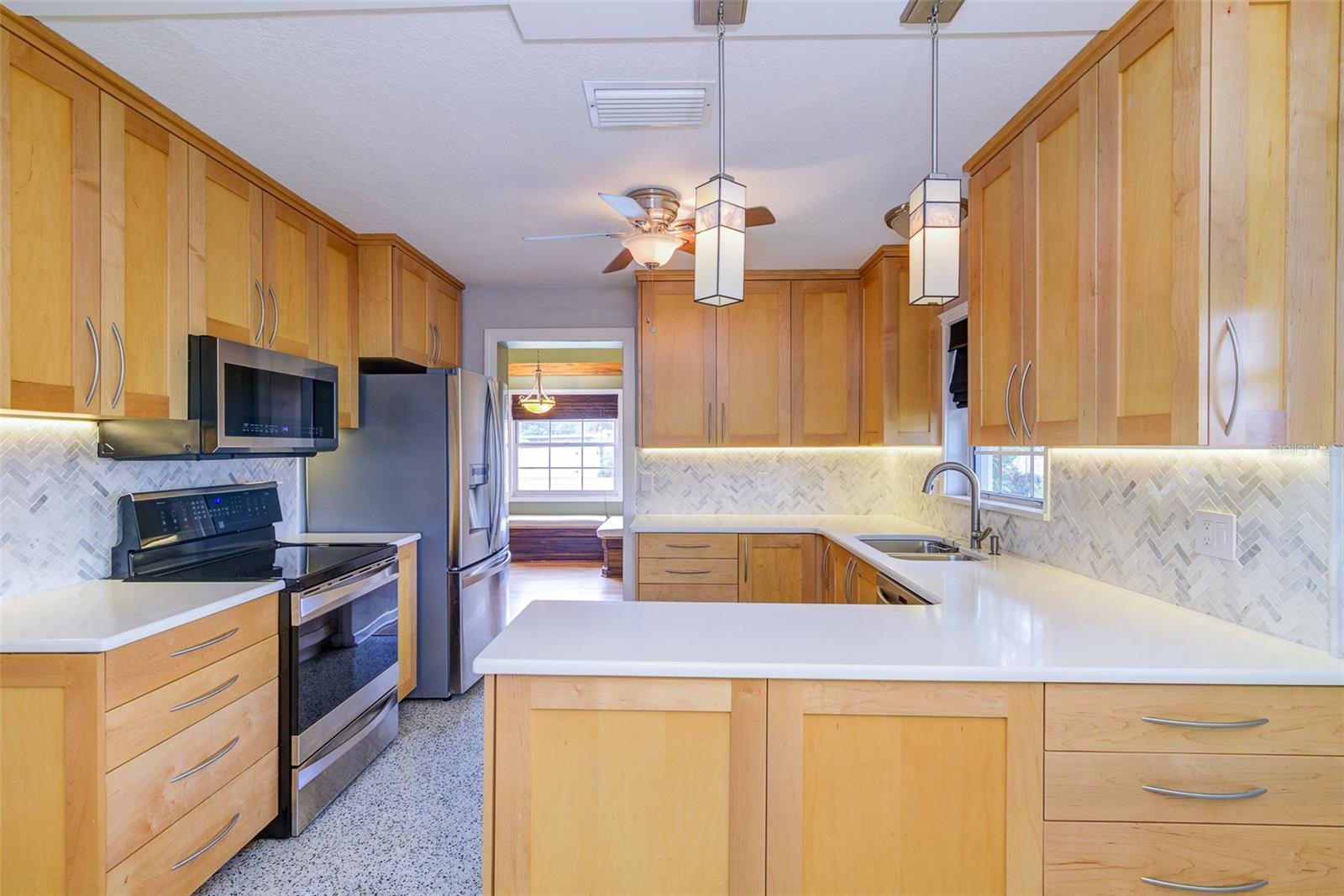 Image 9 of 37 For 5313 Stratemeyer Drive