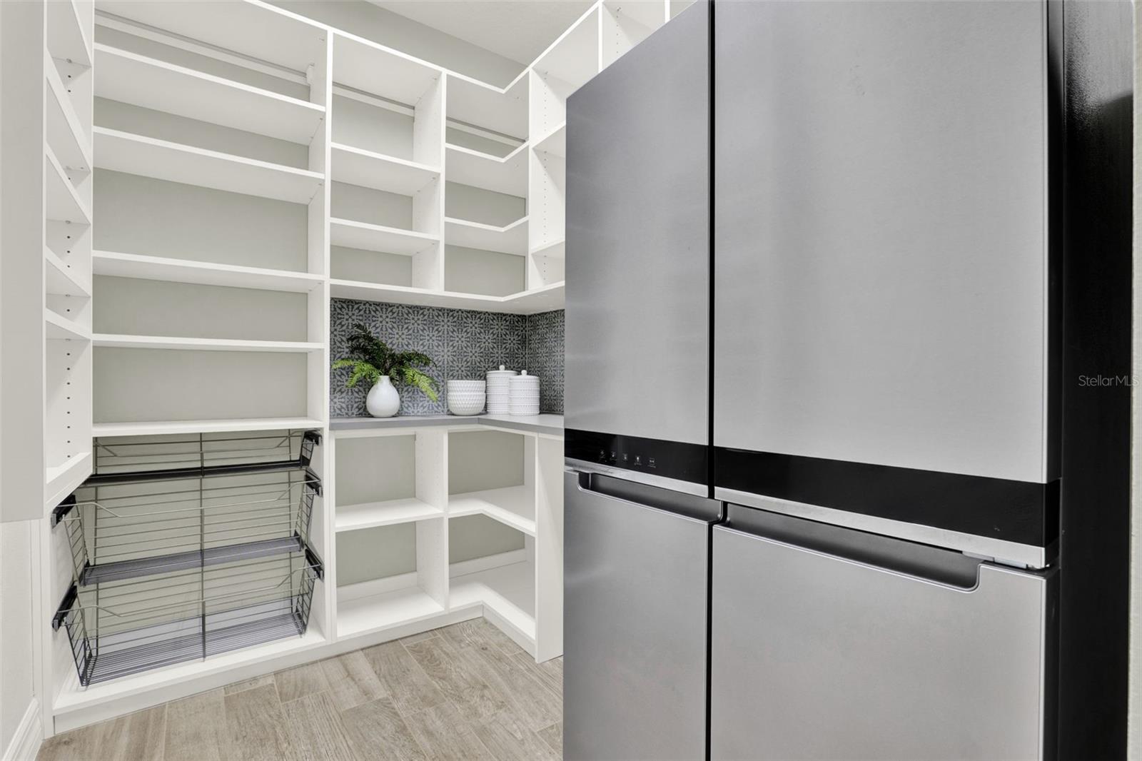 Image 33 of 75 For 2820 Matera Drive