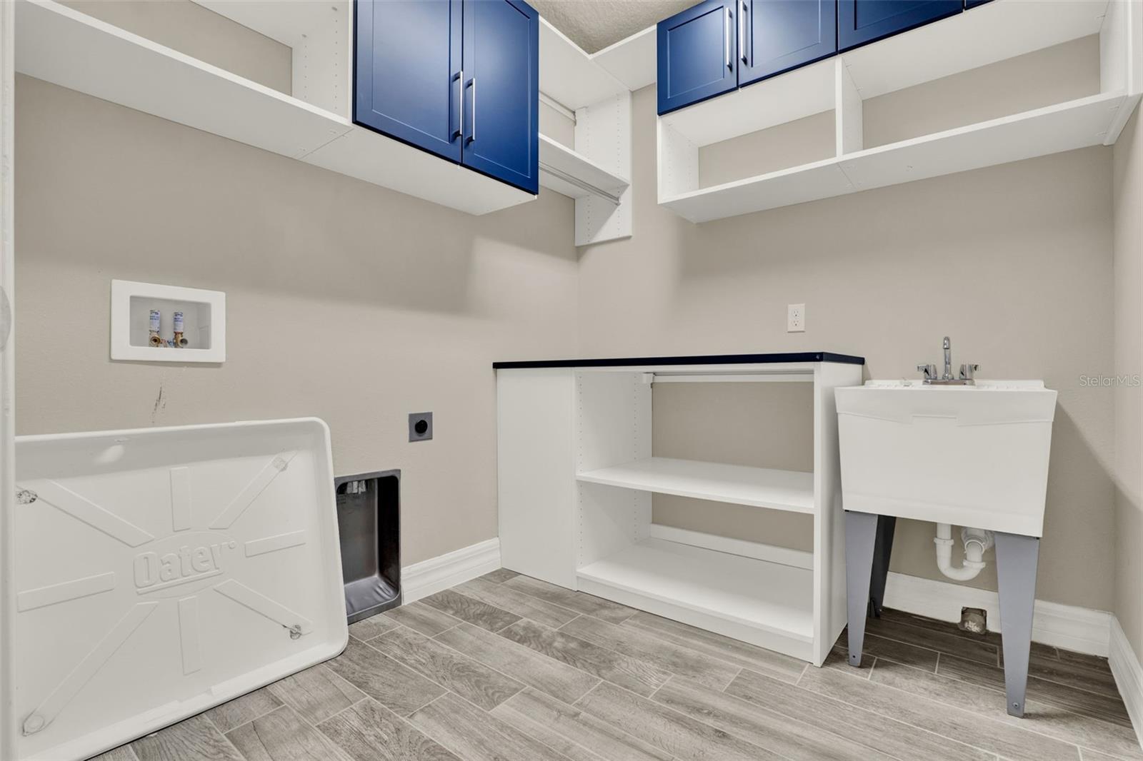 Image 51 of 75 For 2820 Matera Drive