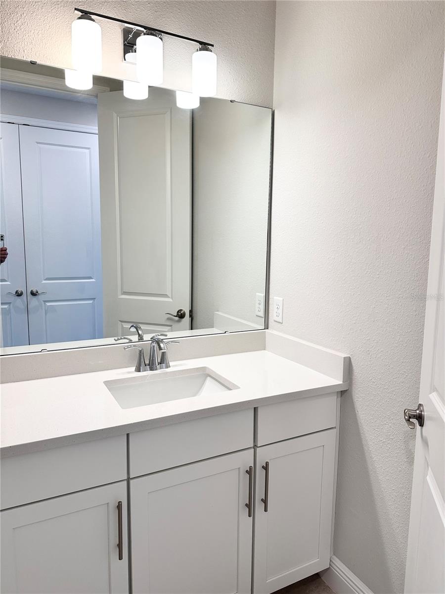 Image 16 of 33 For 7121 Carrickbend Lane