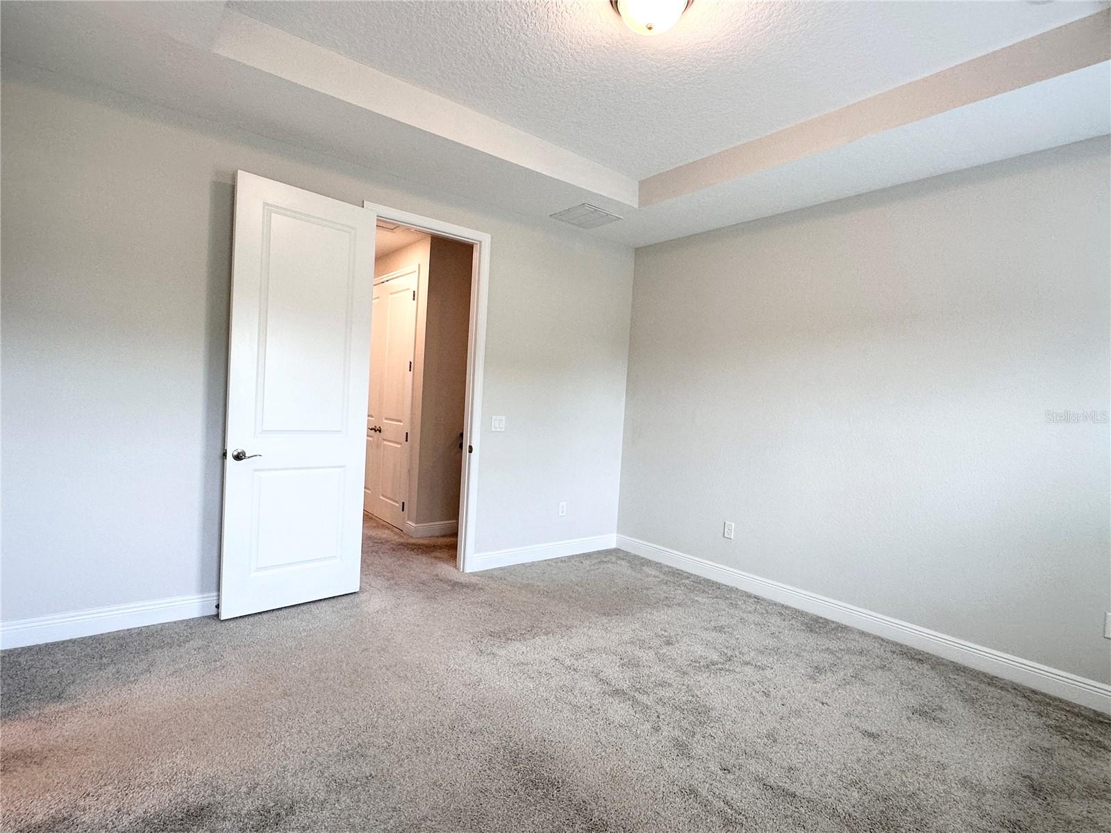 Image 21 of 33 For 7121 Carrickbend Lane