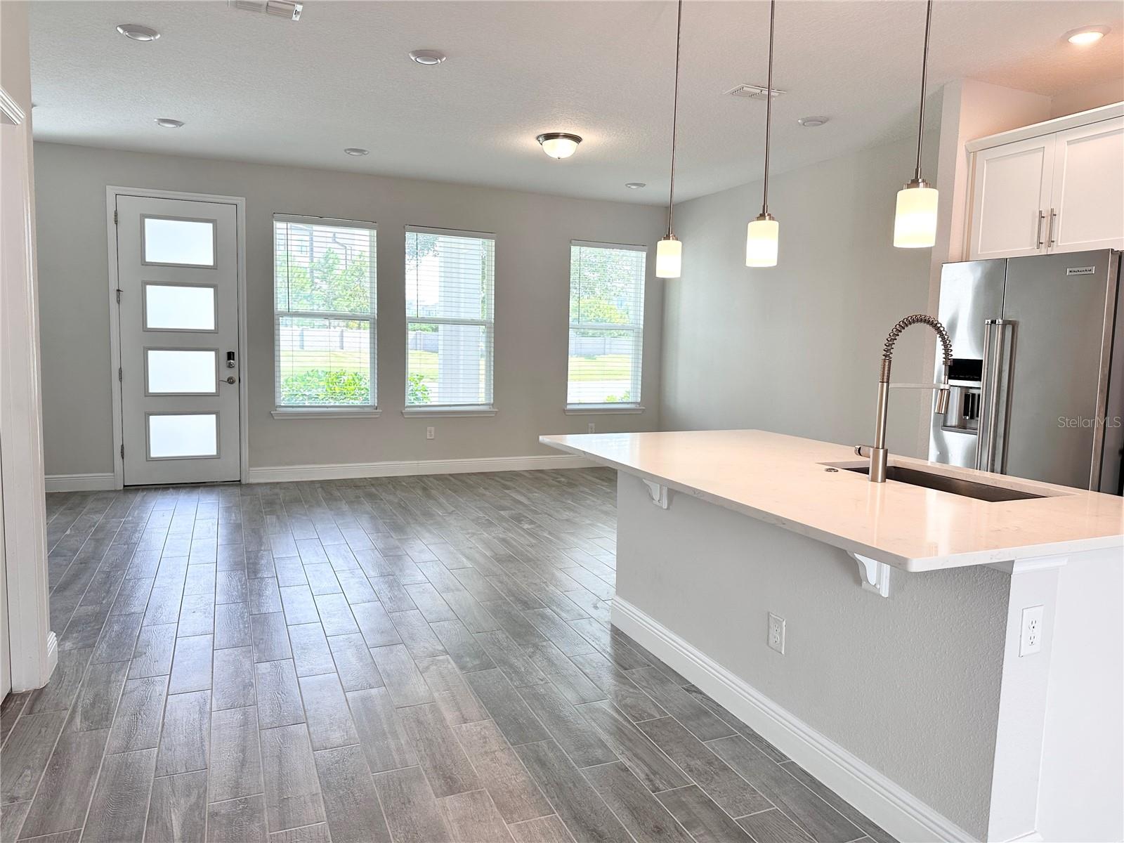 Image 6 of 33 For 7121 Carrickbend Lane