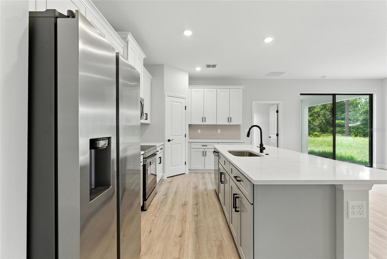 Image 11 of 40 For 13822 Sw 42nd Court Road