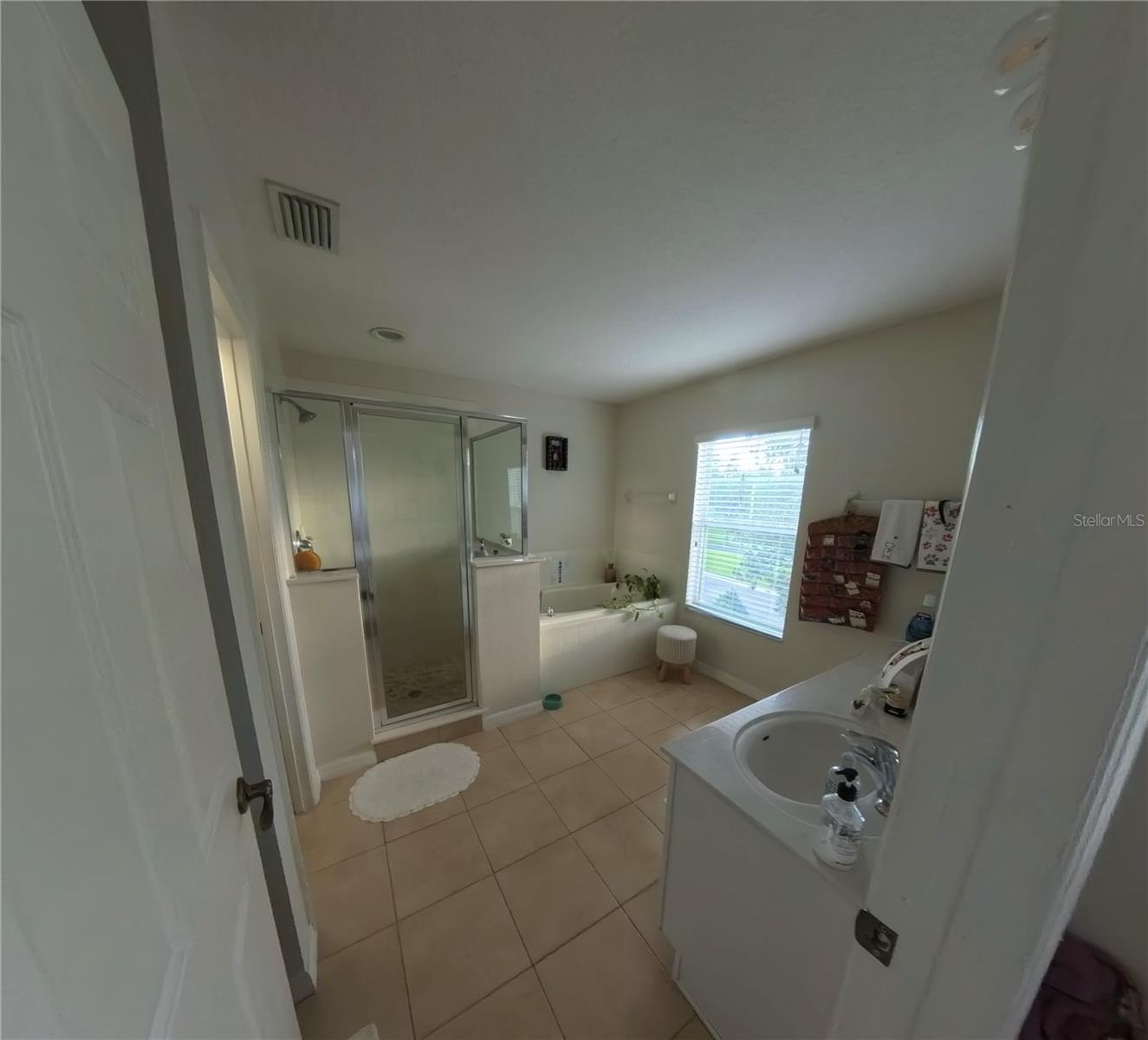 Image 12 of 18 For 14731 Peekskill Drive