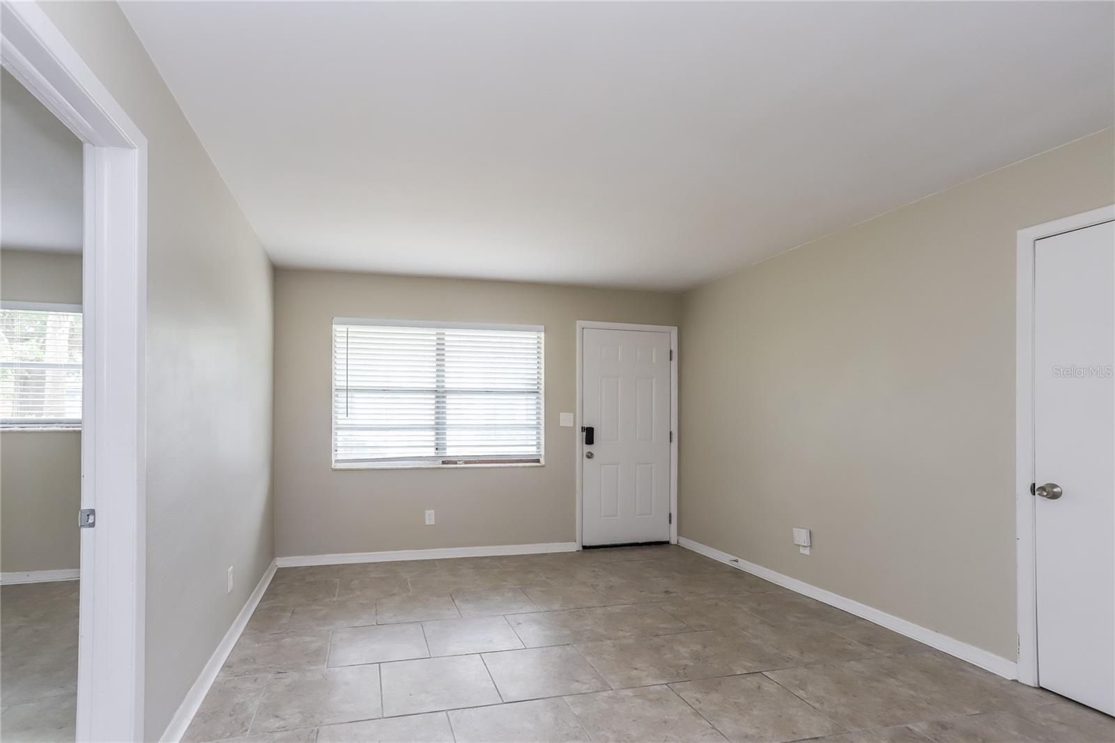 Image 3 of 16 For 2243 Trelaine Drive S