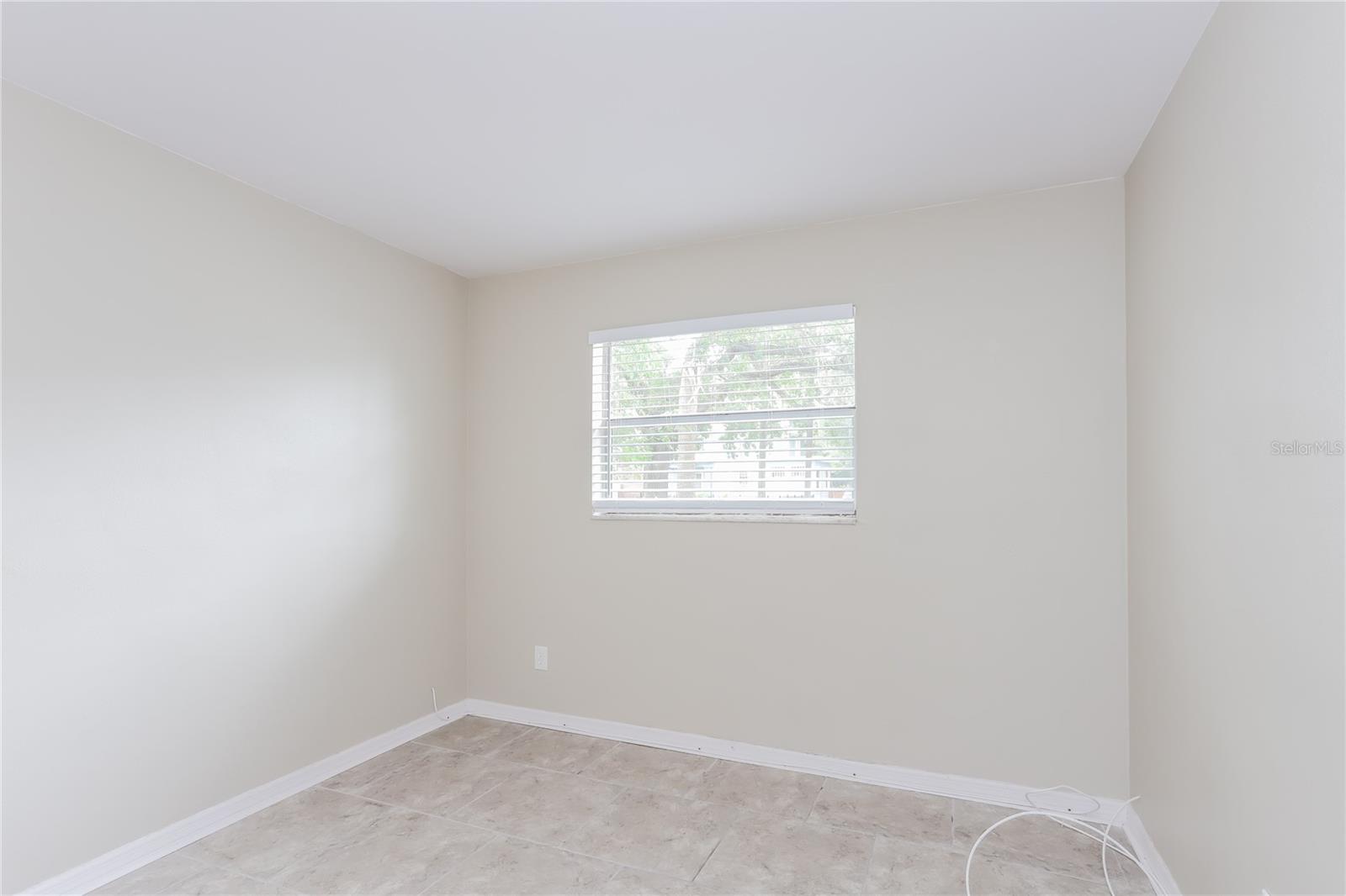 Image 7 of 16 For 2243 Trelaine Drive S
