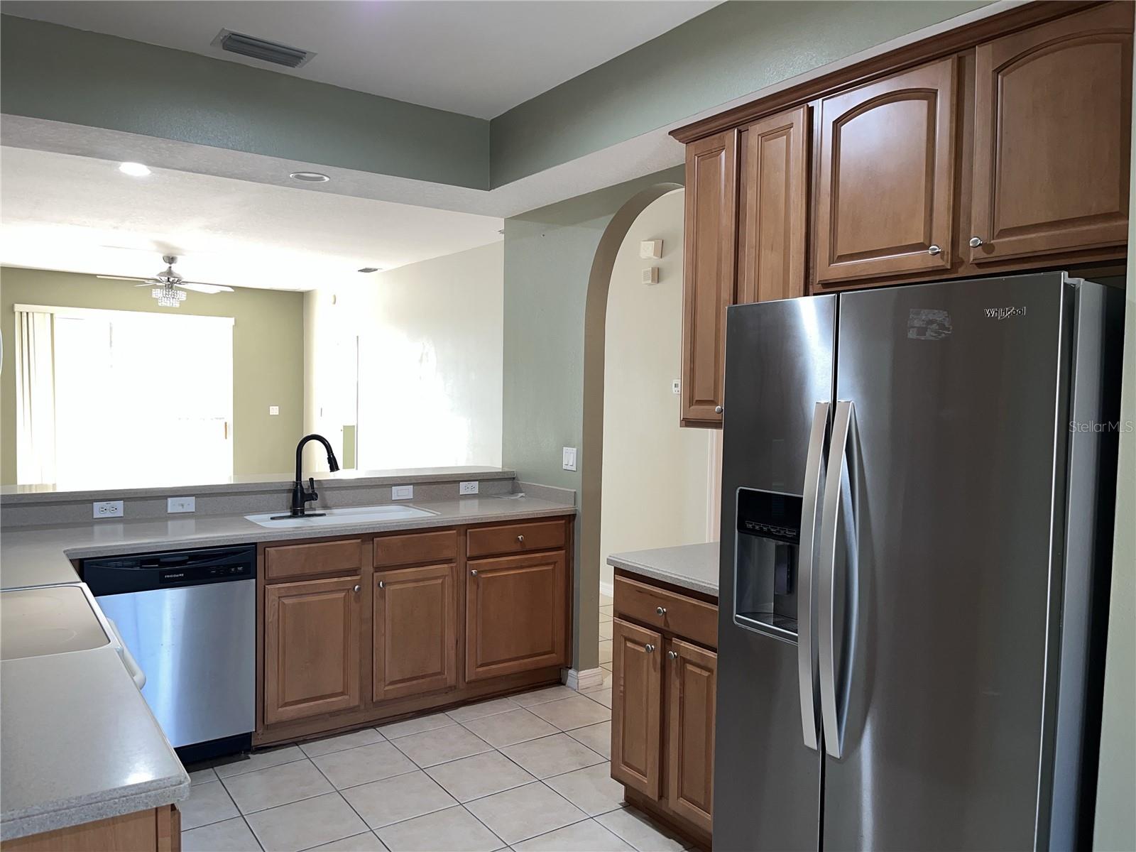 Image 9 of 26 For 9429 Myrtle Creek Lane 407