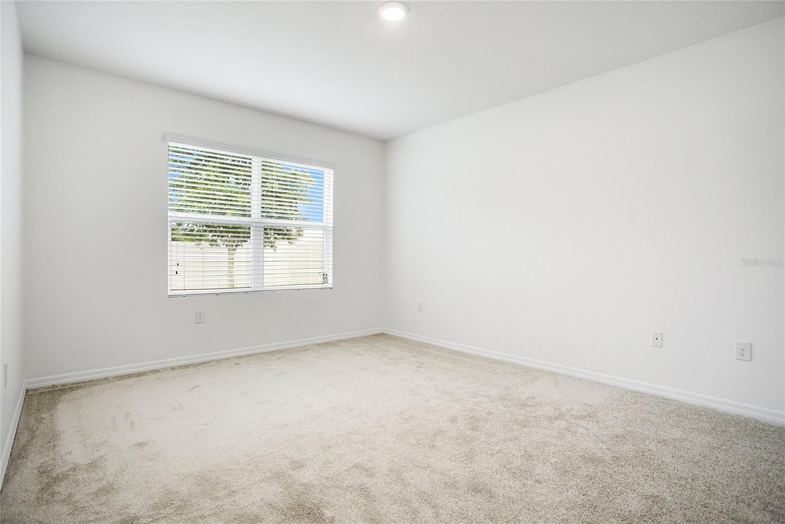 Image 9 of 29 For 14019 Willow Grace Way