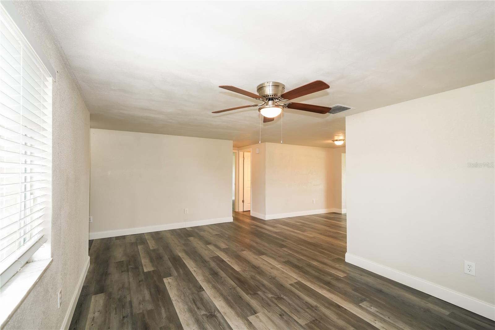 Image 3 of 16 For 3626 Bluebell Lane
