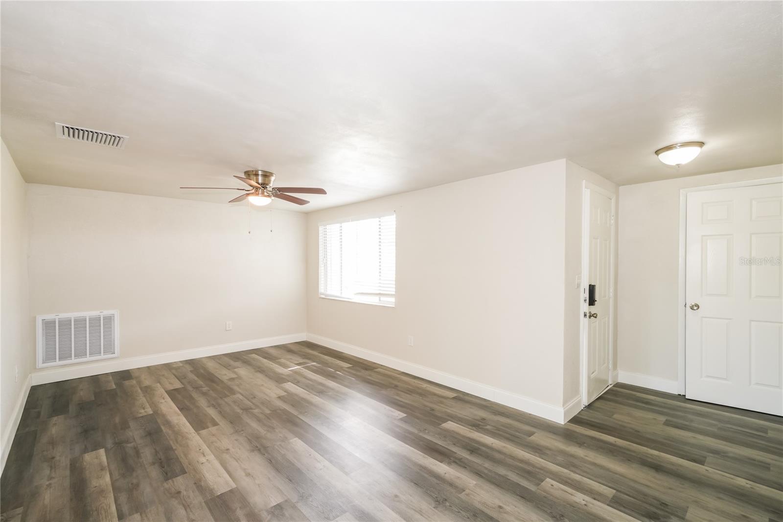 Image 4 of 16 For 3626 Bluebell Lane