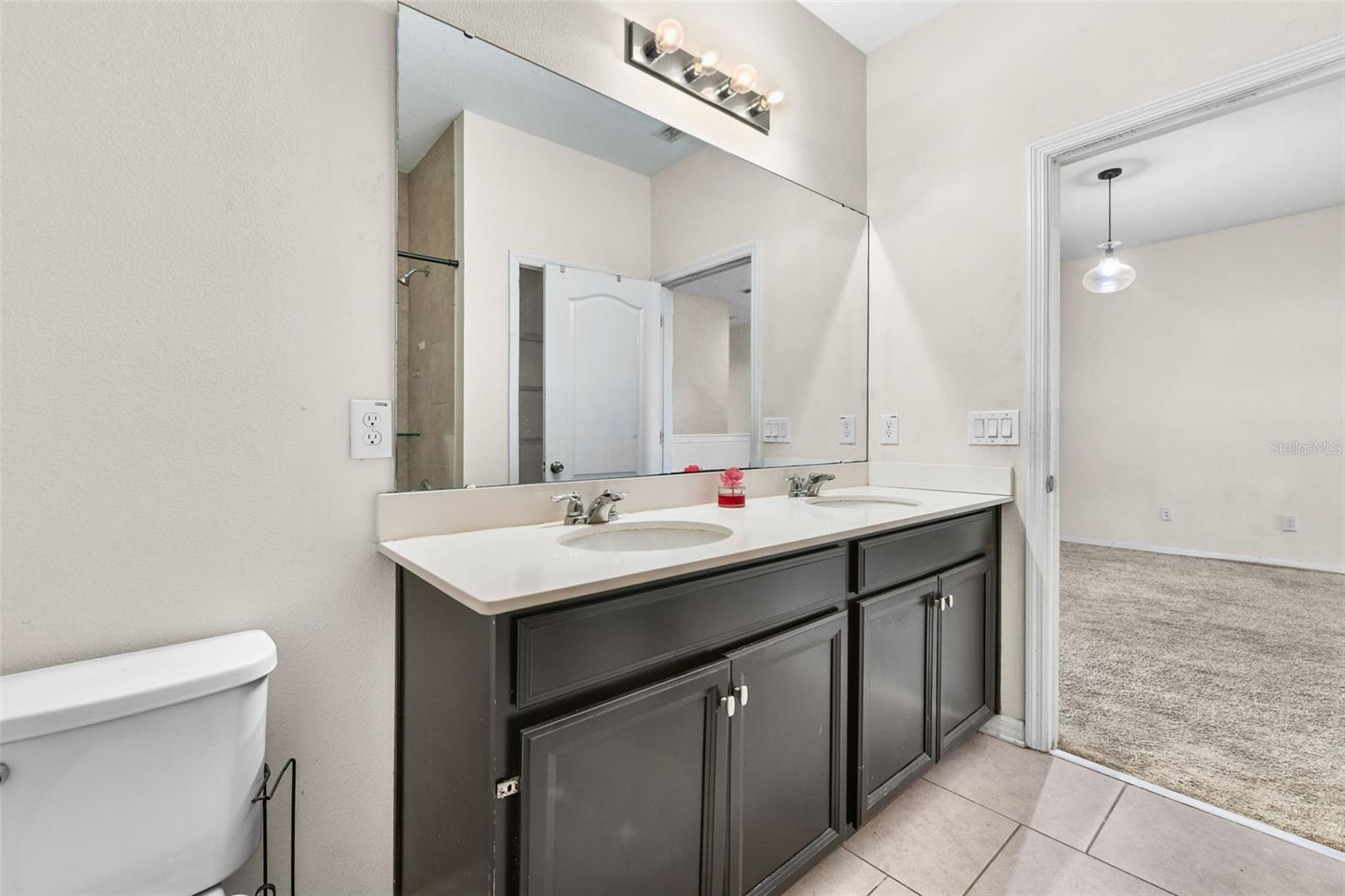 Image 30 of 52 For 17454 Chateau Pine Way