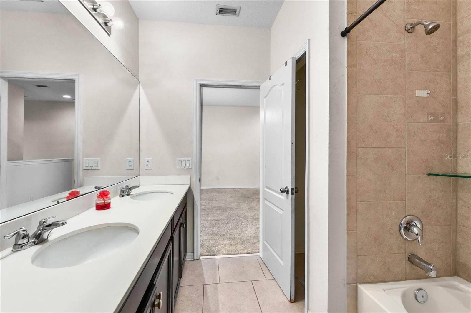 Image 31 of 52 For 17454 Chateau Pine Way