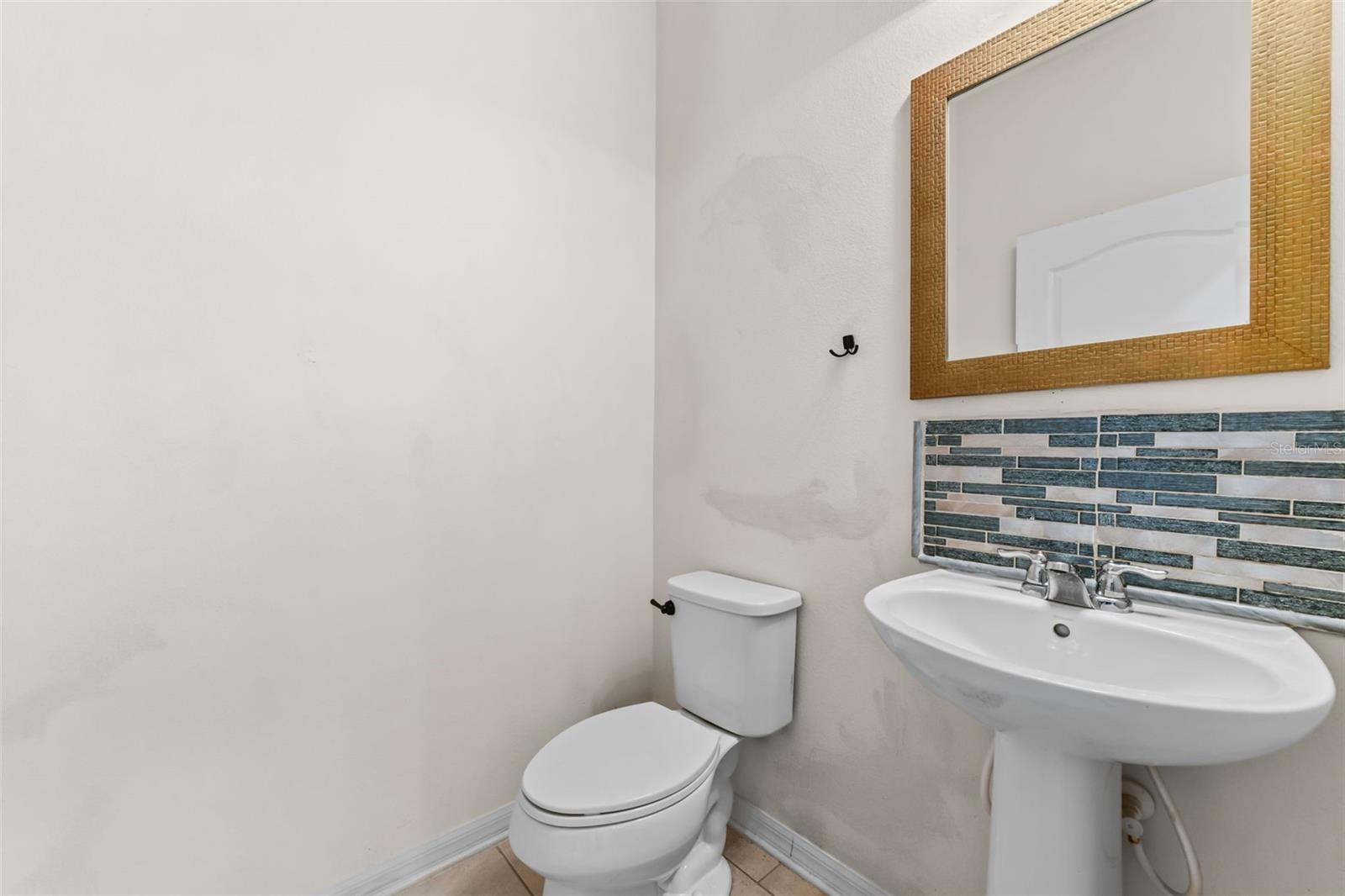 Image 40 of 52 For 17454 Chateau Pine Way