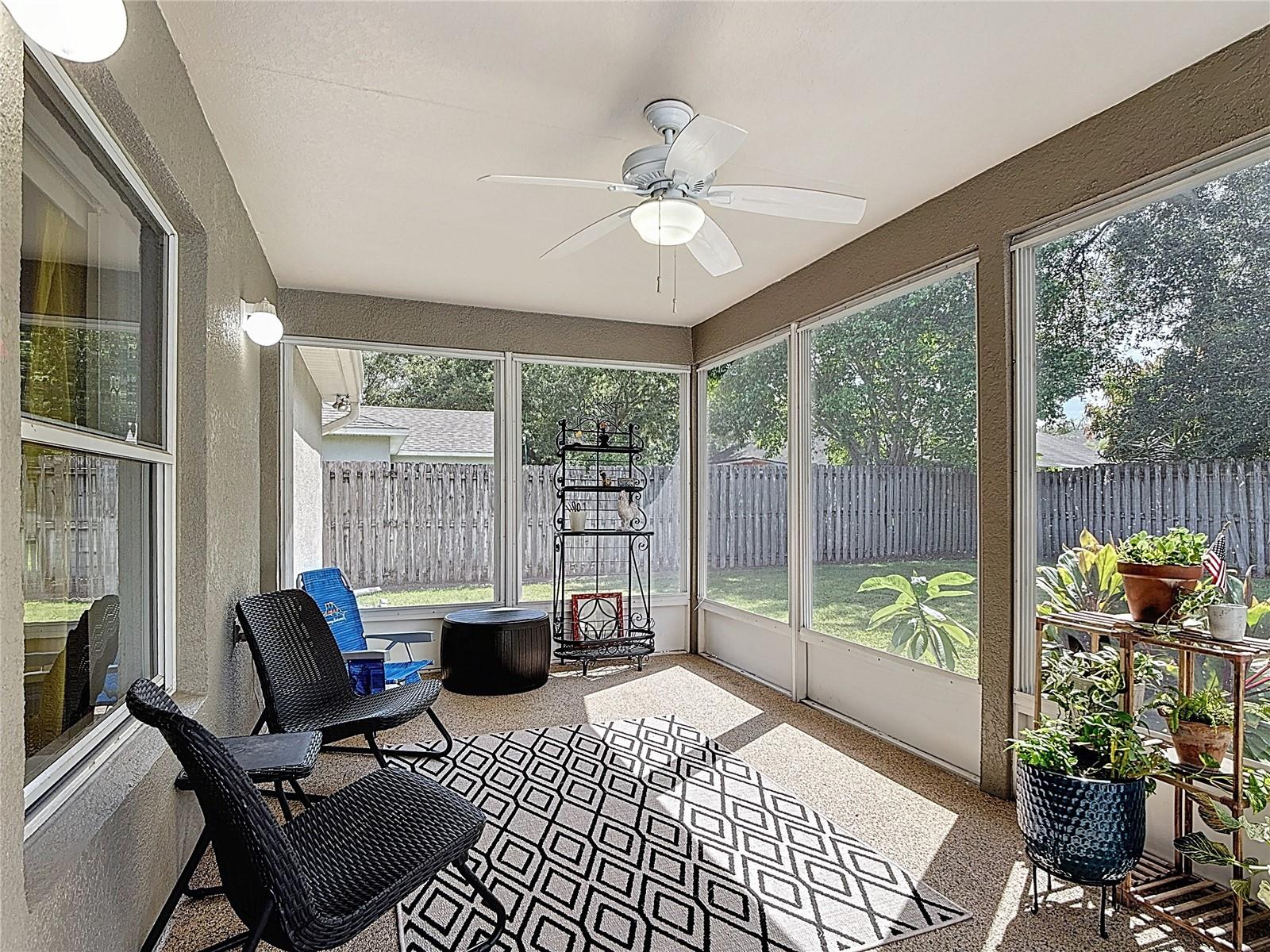 Image 29 of 52 For 13707 Ridgetop Road