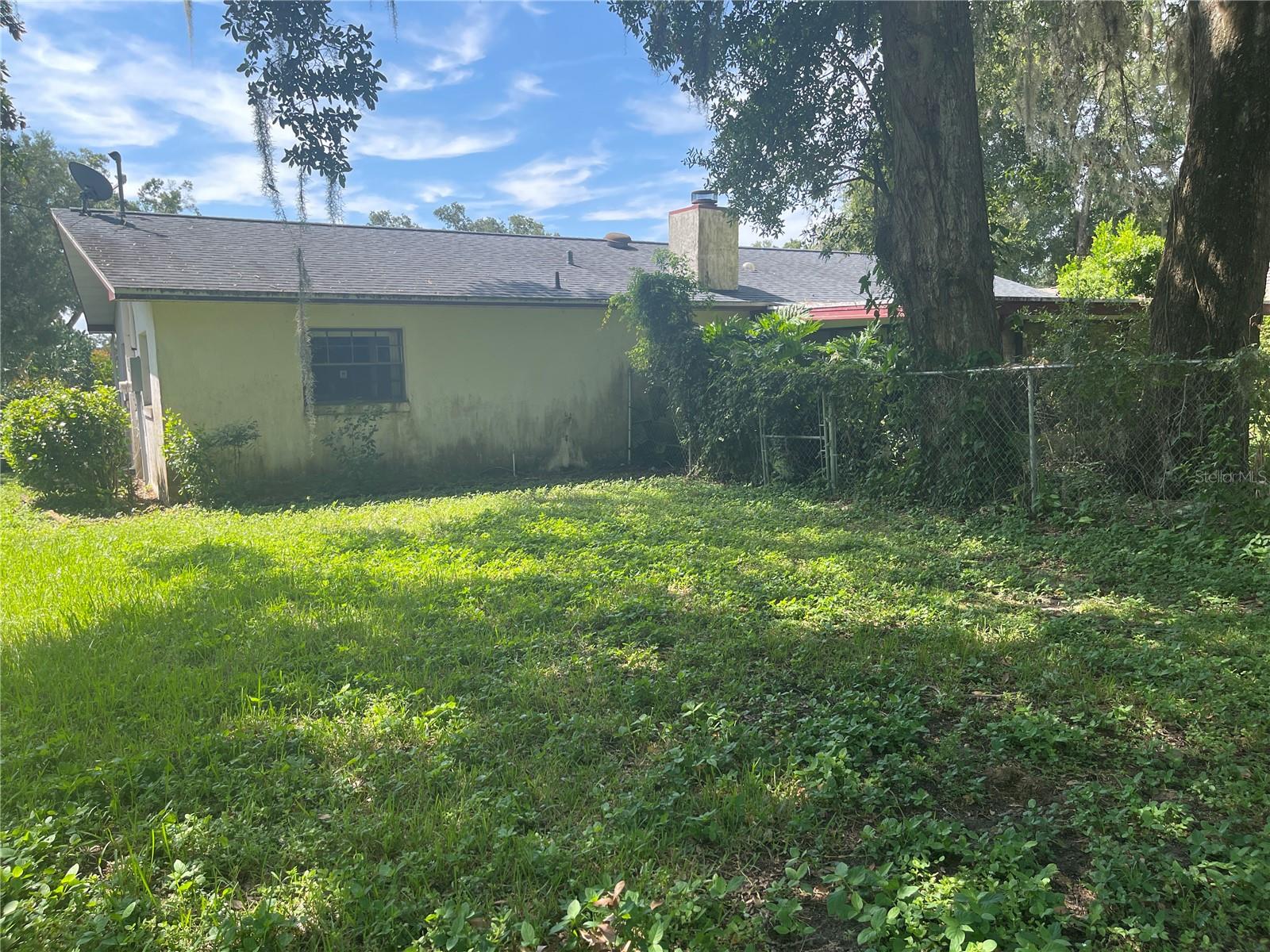 Image 6 of 32 For 13551 Devenshire Court