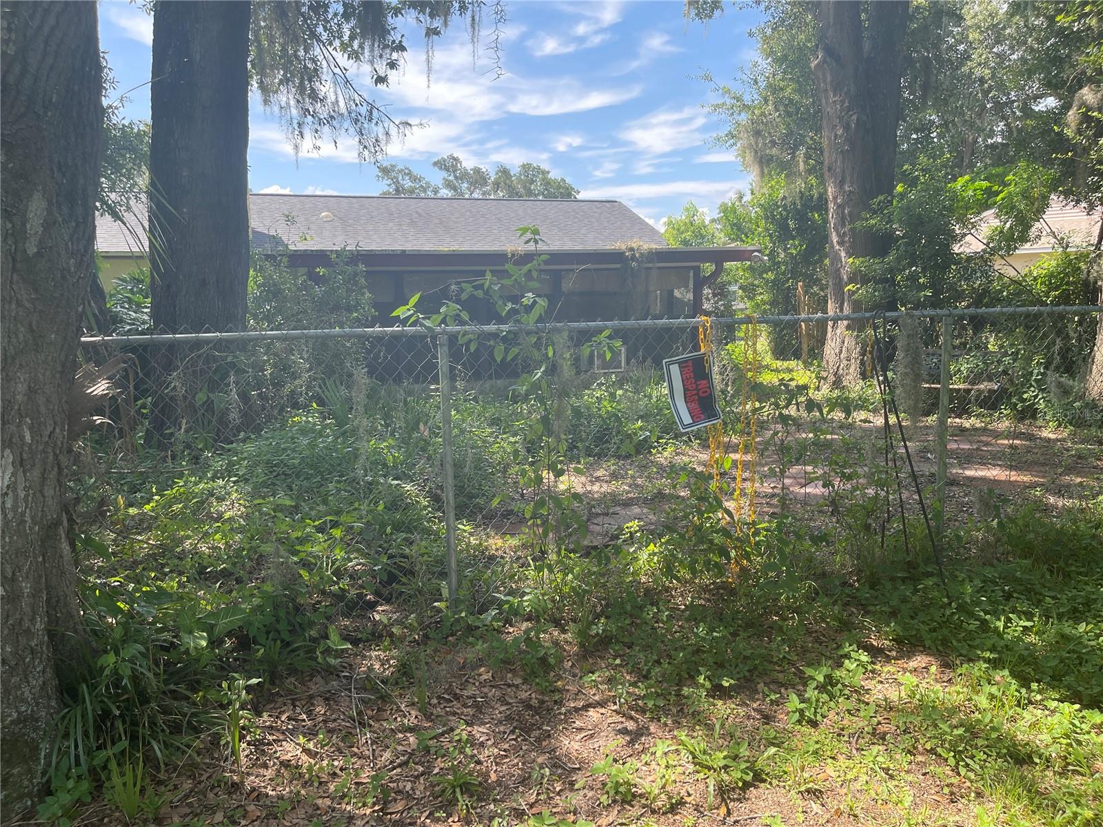 Image 8 of 32 For 13551 Devenshire Court