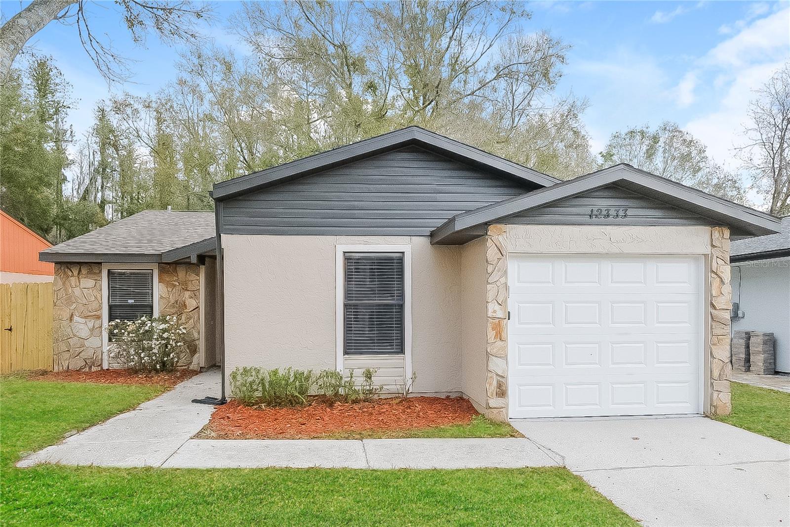Details for 12333 Hidden Brook Drive, TAMPA, FL 33624
