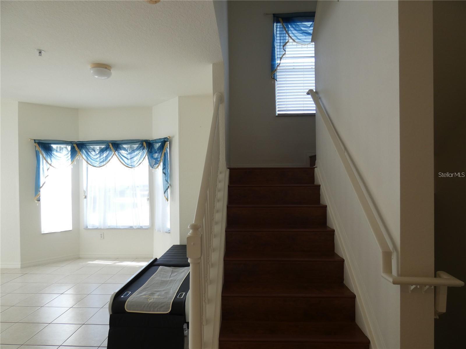 Image 12 of 23 For 2406 Grand Central Parkway 14