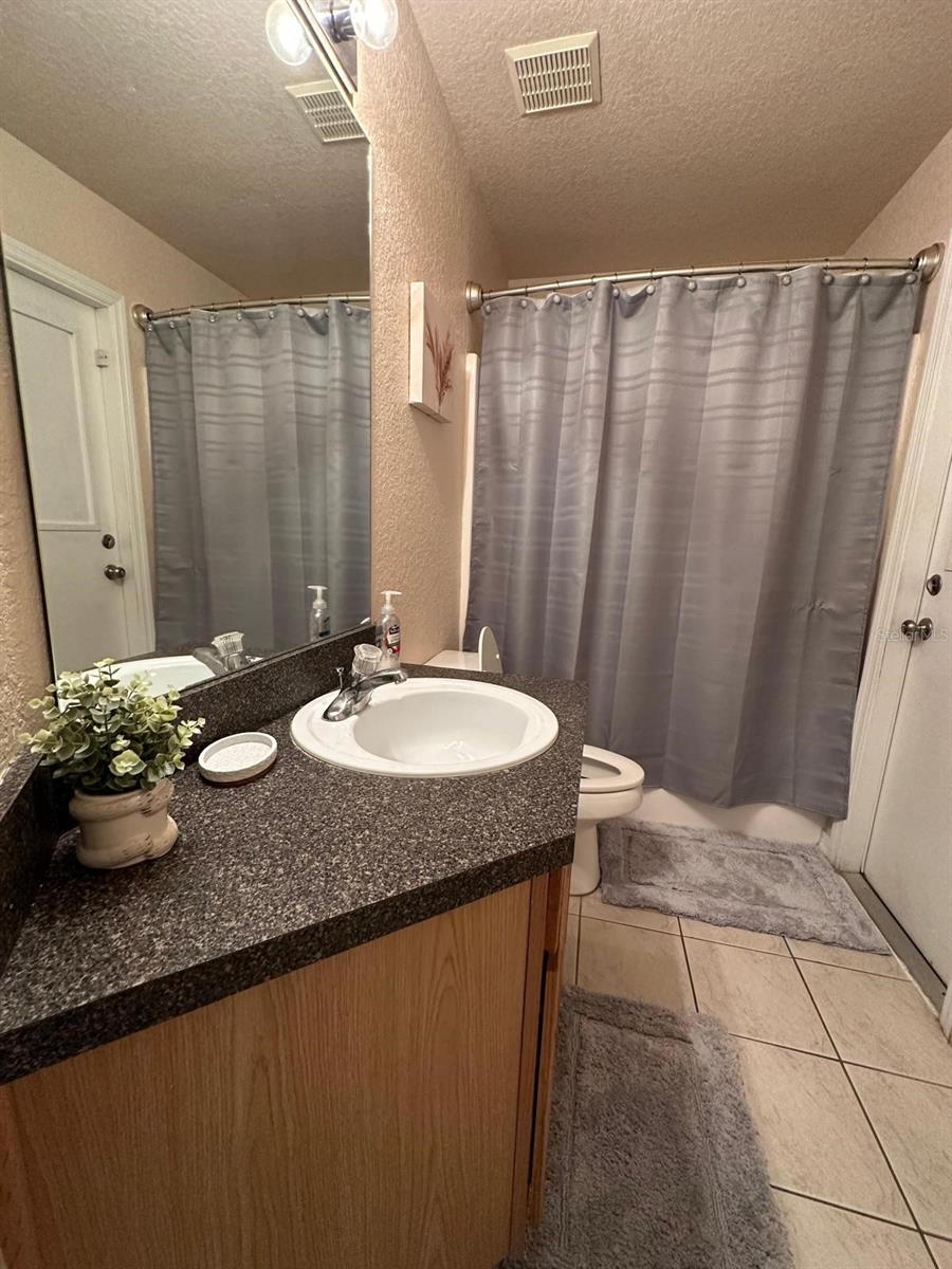Image 17 of 30 For 17834 Woodcrest Way