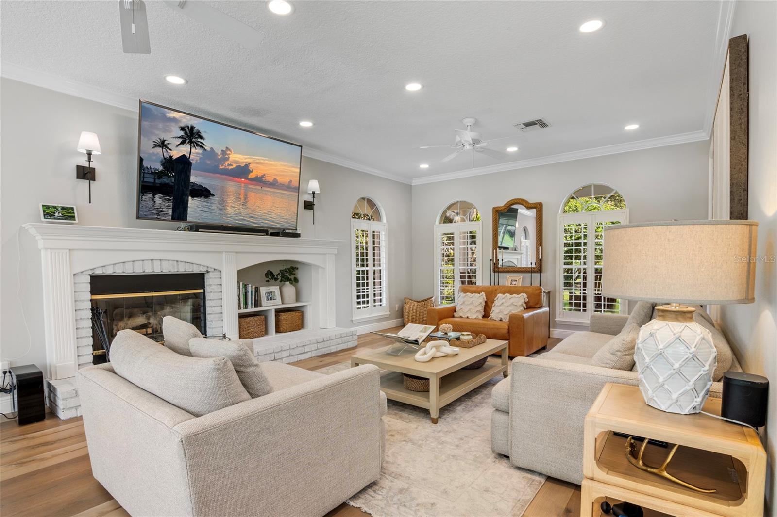 Image 26 of 71 For 17556 Deer Isle Circle