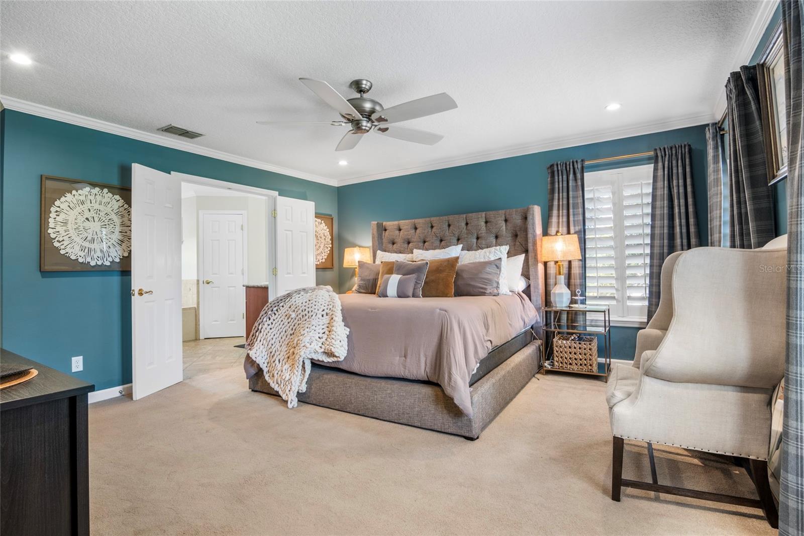 Image 32 of 71 For 17556 Deer Isle Circle