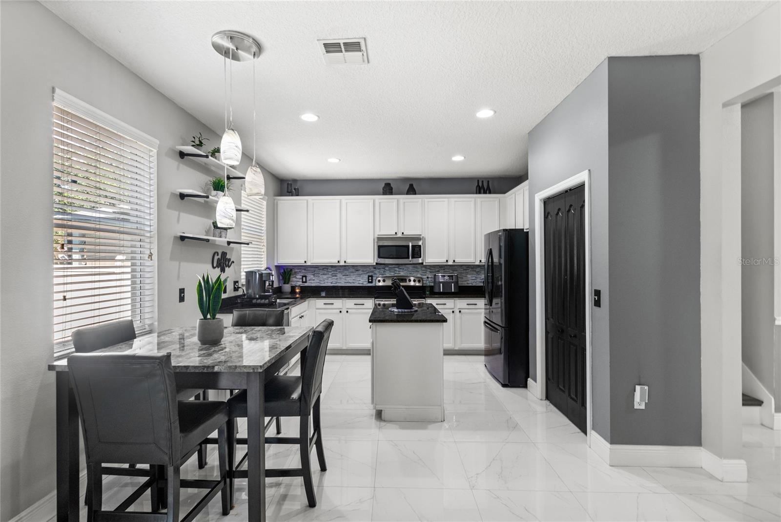 Image 8 of 62 For 13141 Moss Park Ridge Drive
