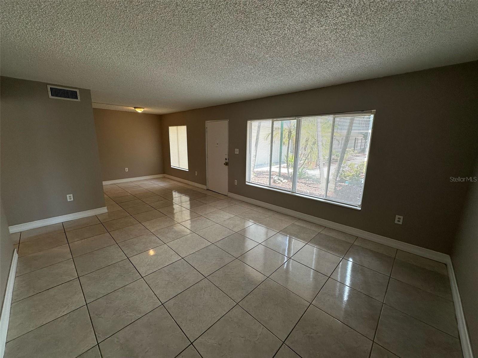Image 3 of 35 For 1830 Maravilla Avenue 308