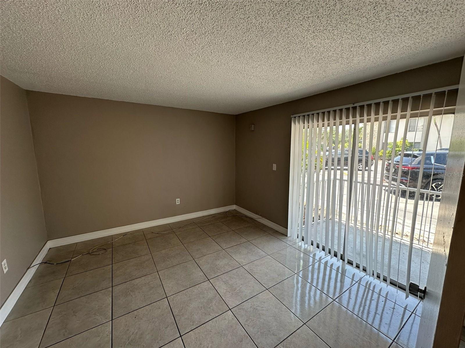 Image 4 of 35 For 1830 Maravilla Avenue 308