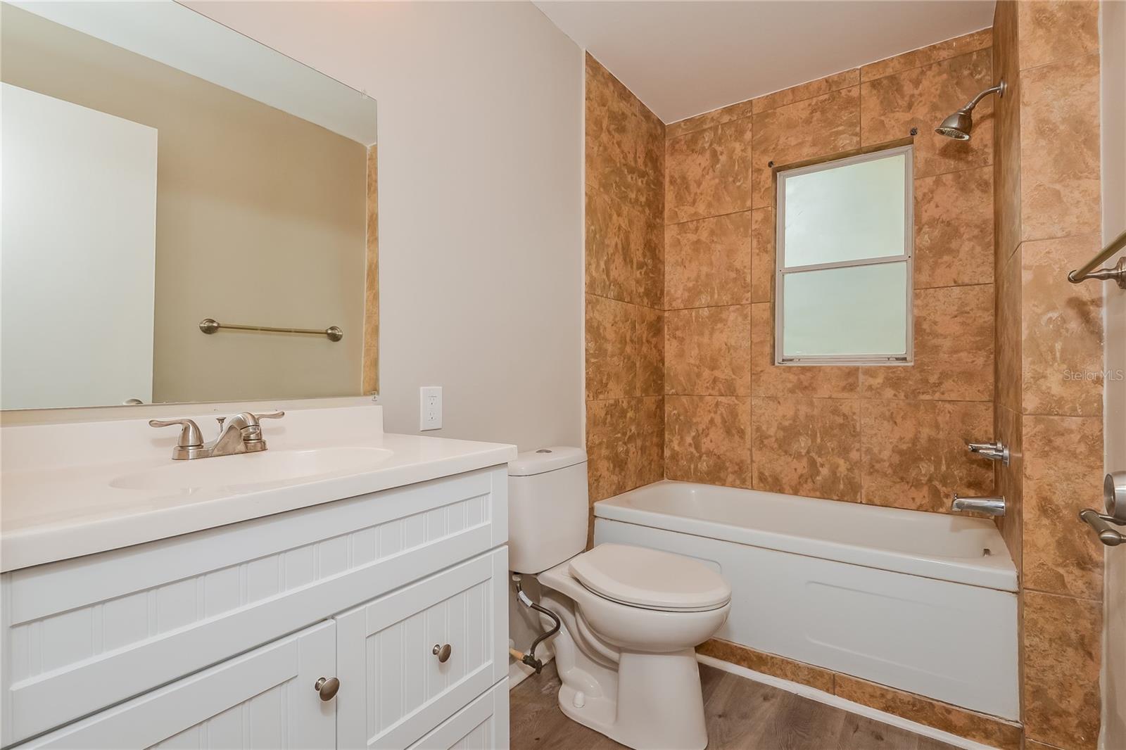 Image 11 of 16 For 5343 Birch Avenue