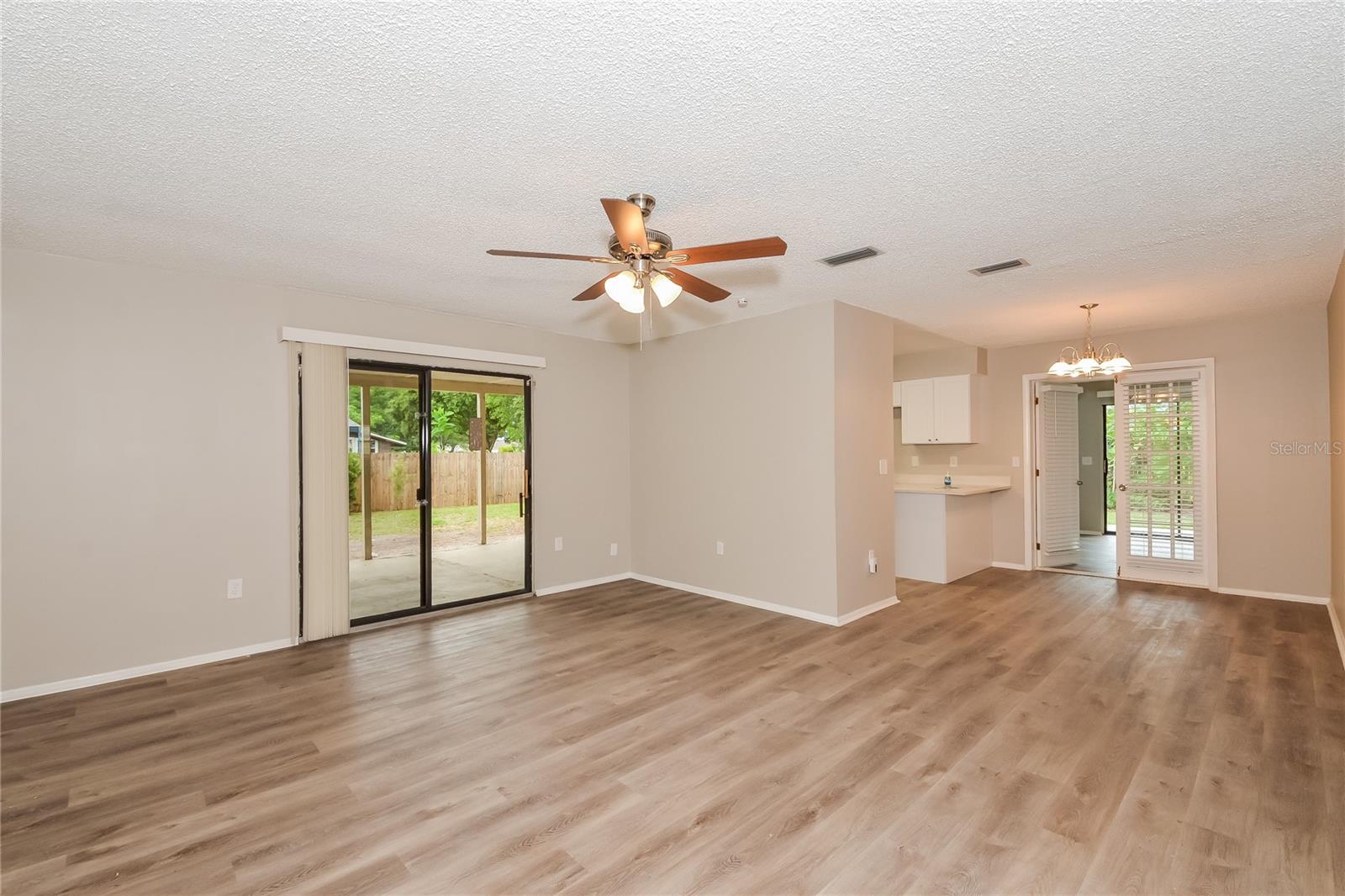 Image 4 of 16 For 5343 Birch Avenue