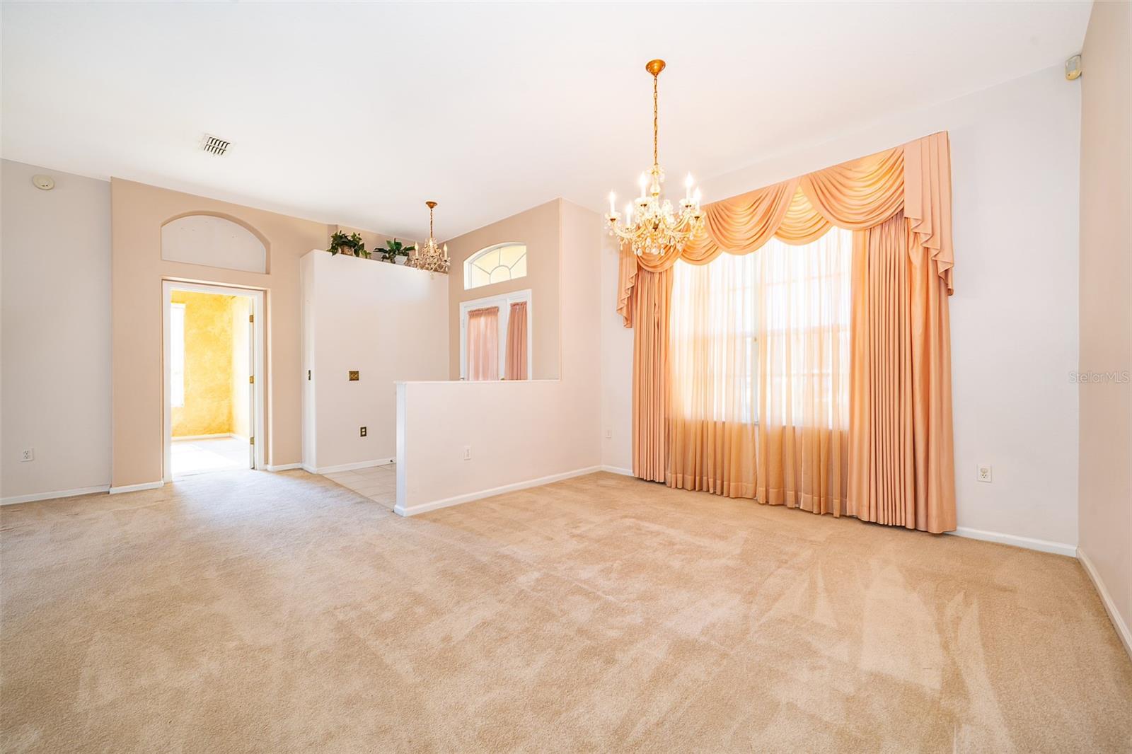 Image 15 of 34 For 1054 Platinum Court