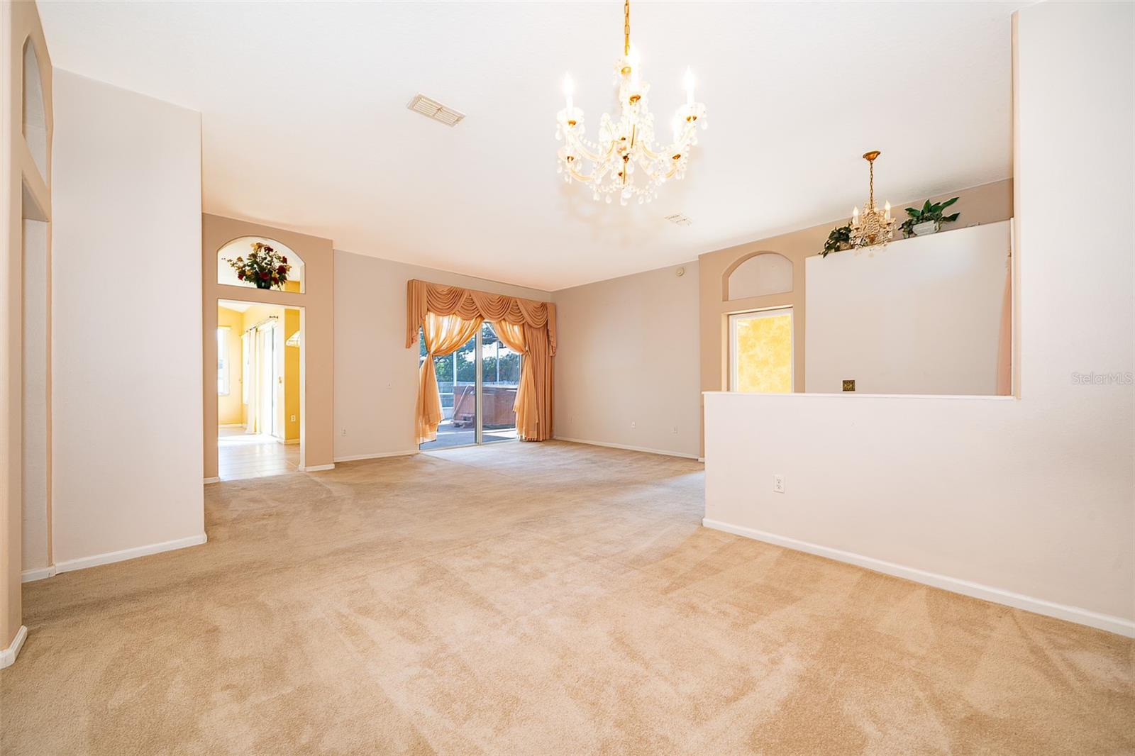 Image 17 of 34 For 1054 Platinum Court