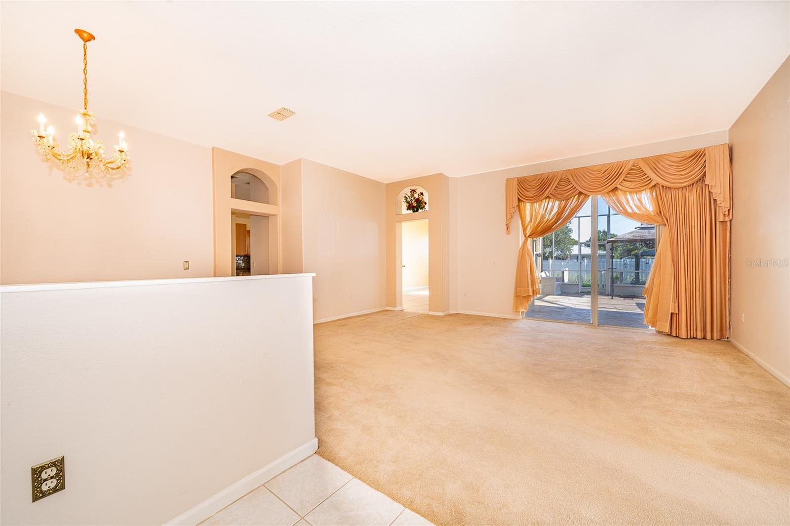 Image 19 of 34 For 1054 Platinum Court