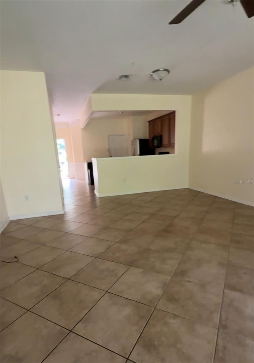 Image 4 of 6 For 3396 Shallot Drive 102