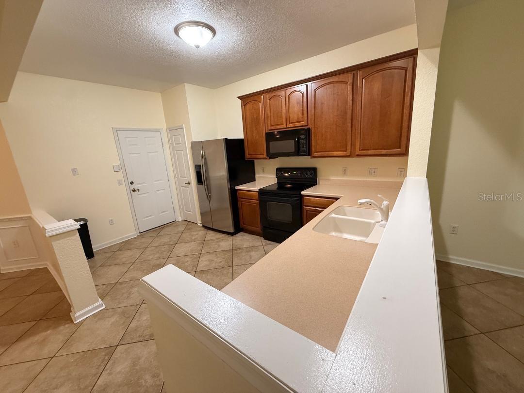 Image 7 of 15 For 3396 Shallot Drive 102