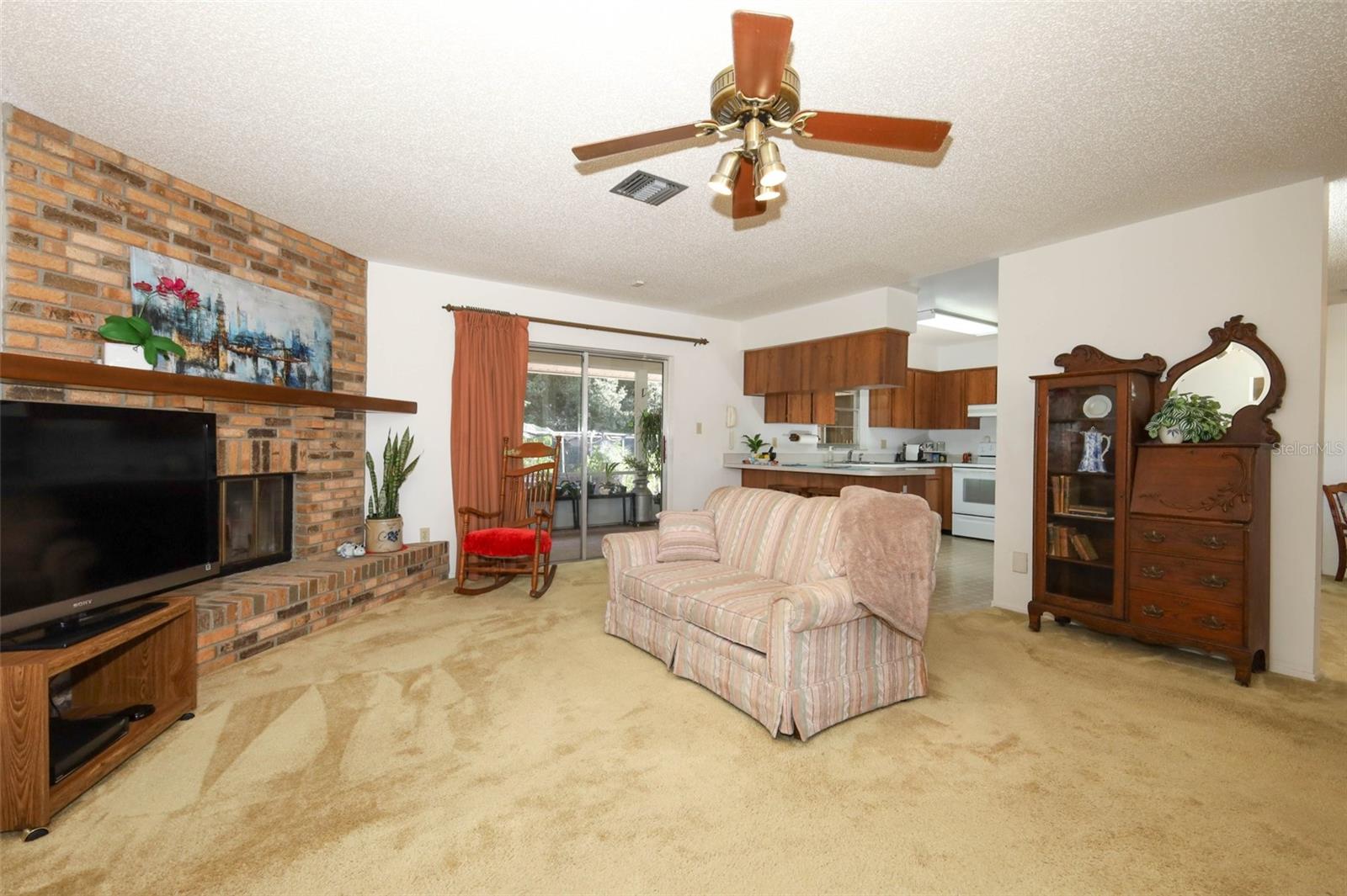 Image 12 of 42 For 1734 Willa Circle