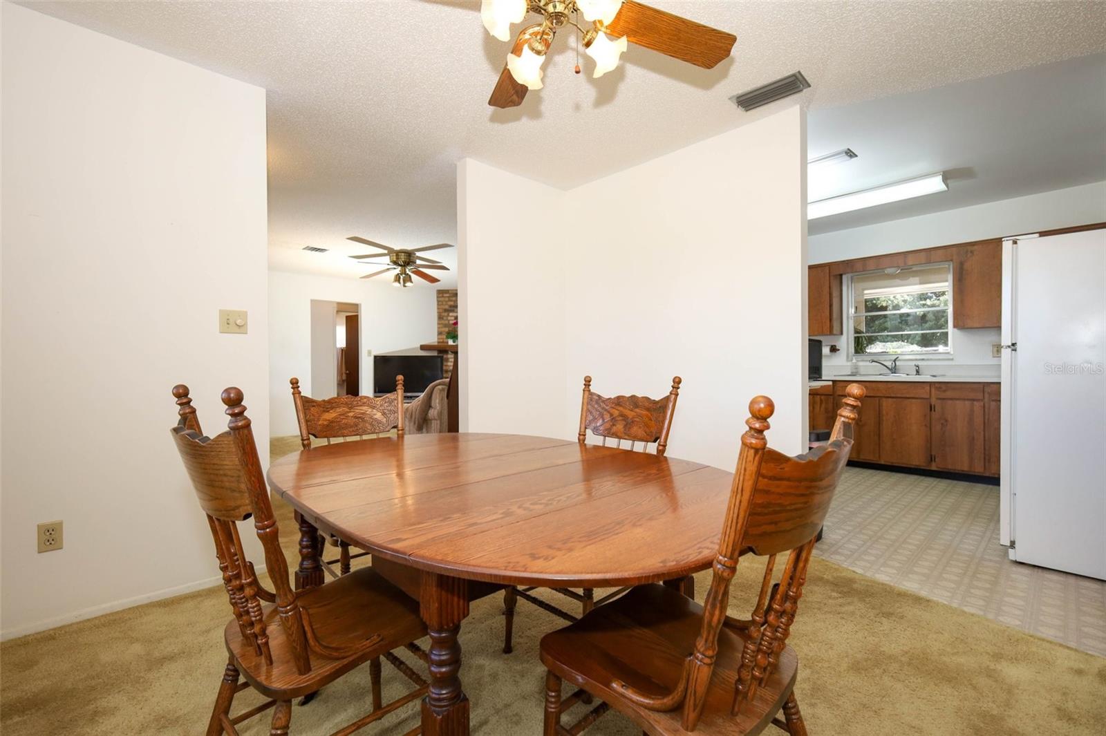 Image 15 of 42 For 1734 Willa Circle