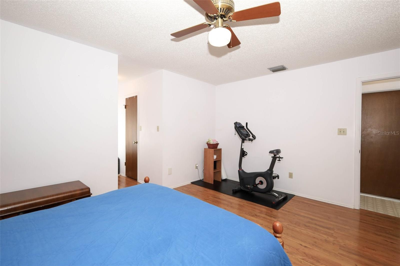 Image 20 of 42 For 1734 Willa Circle