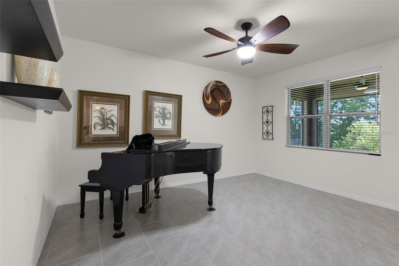 Image 15 of 40 For 1501 Hopedale Place