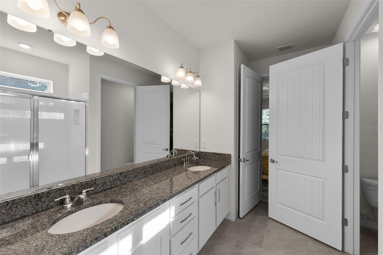 Image 21 of 40 For 1501 Hopedale Place