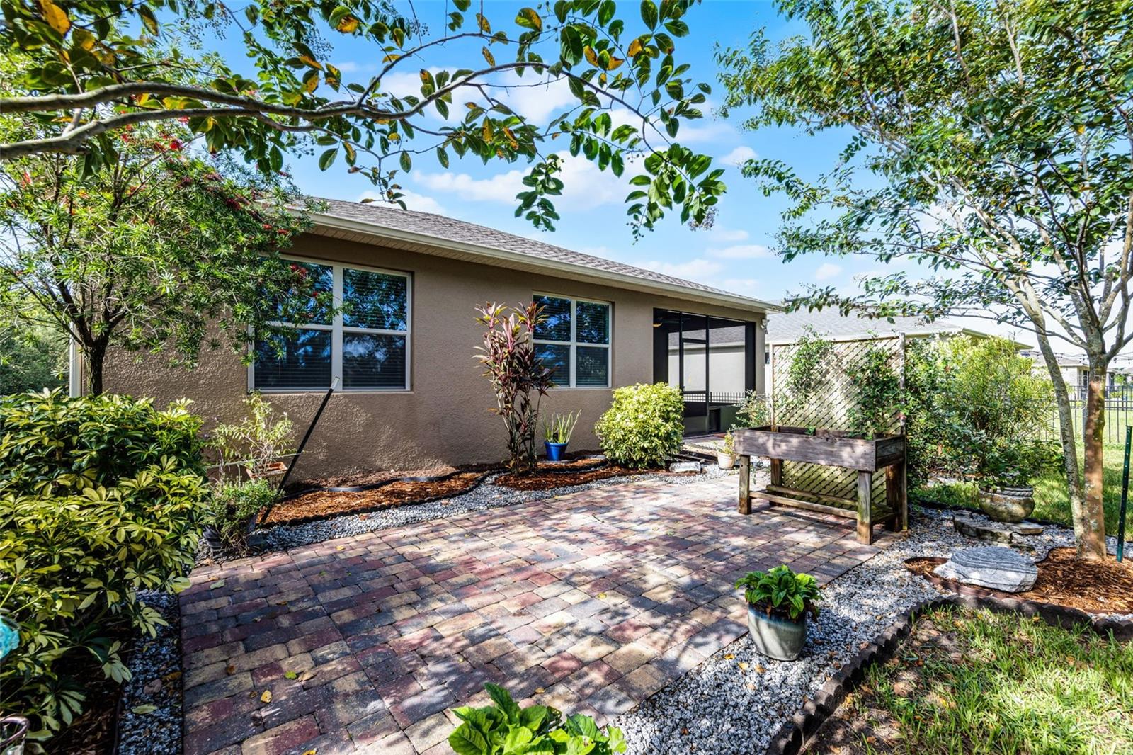 Image 32 of 40 For 1501 Hopedale Place