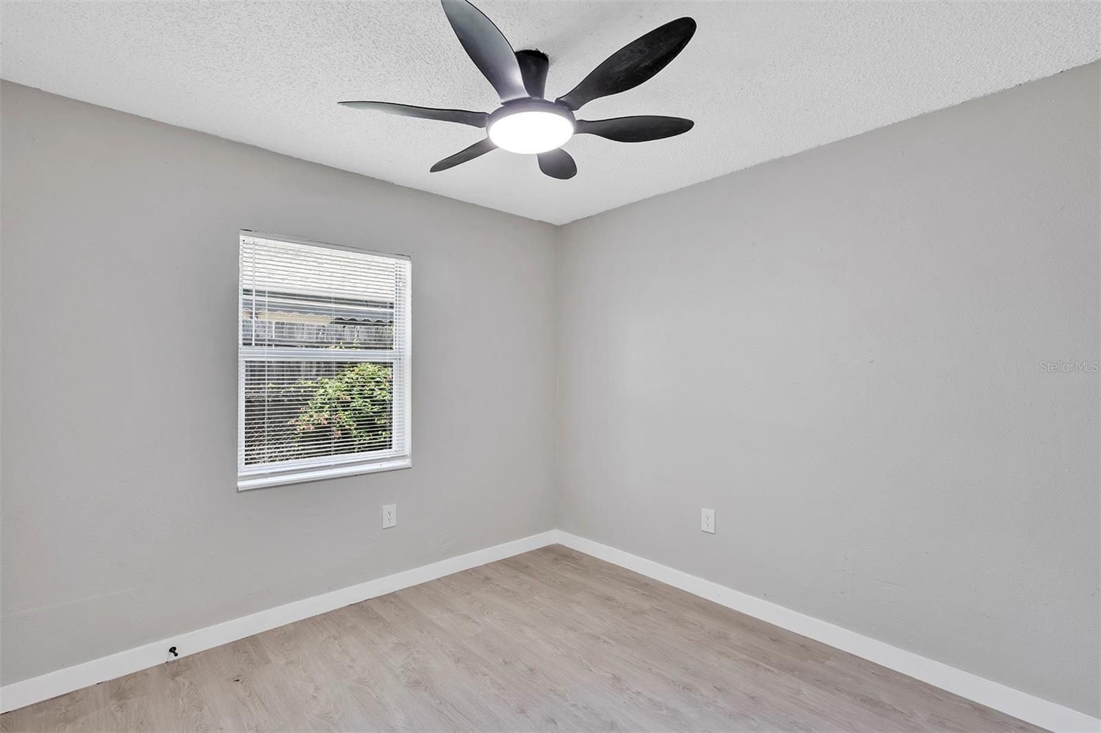 Image 9 of 19 For 3309 Hickman Avenue